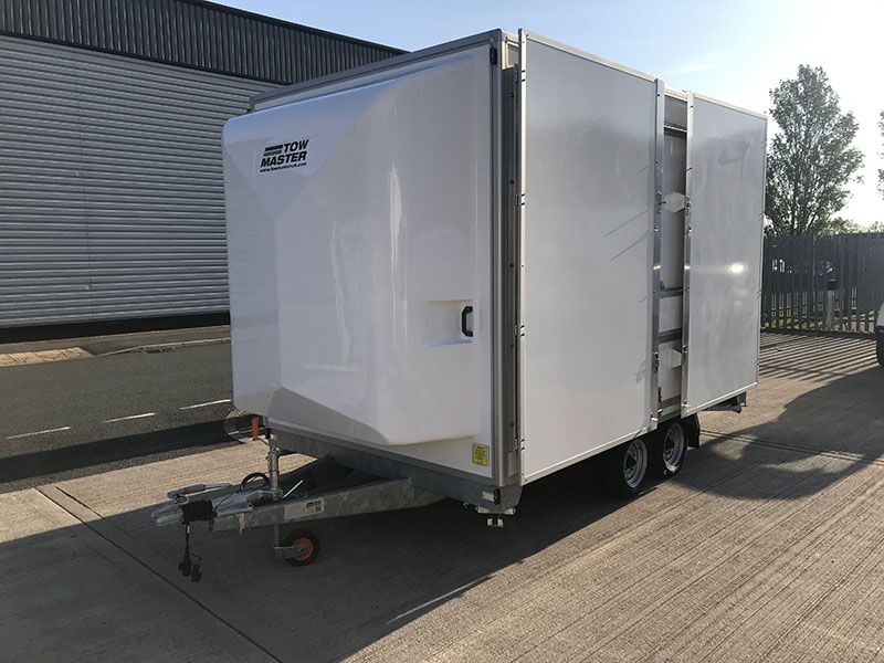 3.6mt shut exhibition trailer