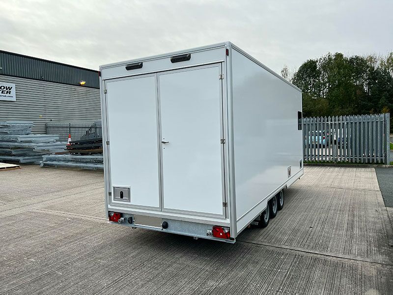 bespoke opening 5.5 metre trailer