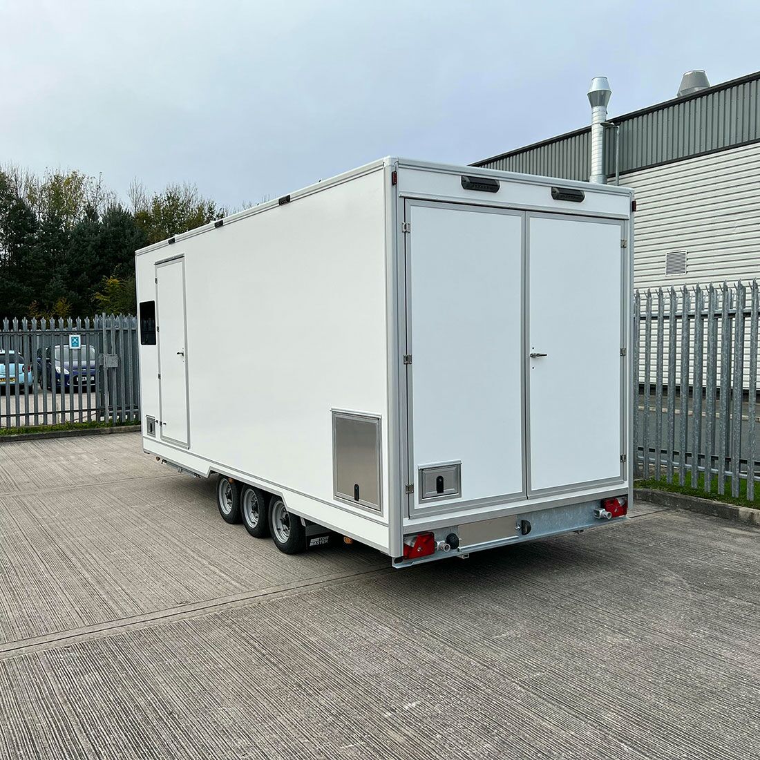 rear view 5.5 metre bespoke manufactured trailer